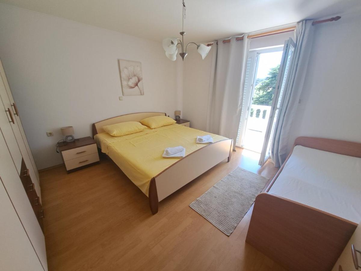 Apartmani Dijana Palit 외부 사진